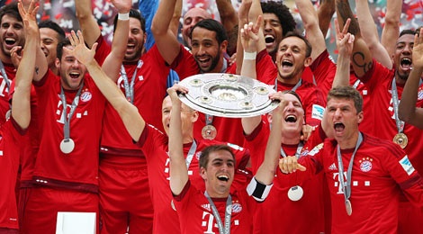 Bayern Munich an mung chuc vo dich lan thu 25 hinh anh