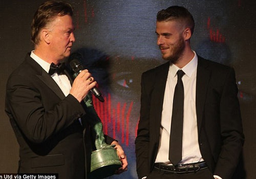 M.U cong bo nhung cau thu phai ra di dau tuan sau hinh anh