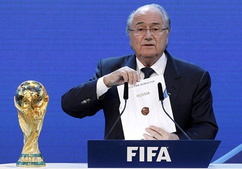 Trieu dai 17 nam cua Blatter tai FIFA co nguy co sup do hinh anh