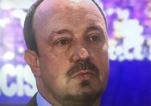 HLV Benitez khoc trong ngay ra mat o Real Madrid hinh anh