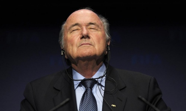 Ong Sepp Blatter bi dieu tra vi toi tham nhung hinh anh