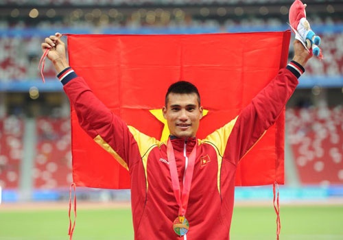 Van Hue - 'ngua chung' thanh nguoi hung 10 mon phoi hop hinh anh