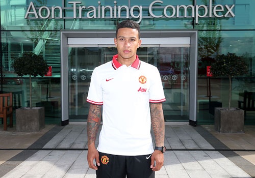 M.U ra mat tan binh dau tien he 2015 hinh anh