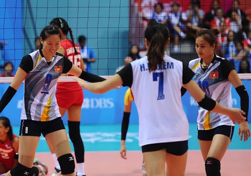 Bong chuyen nu VN thang doi chi em khong lo Philippines hinh anh