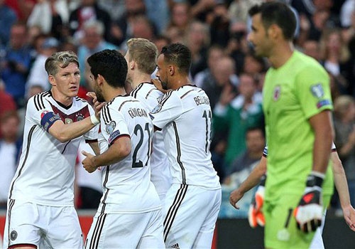 DT Duc gianh chien thang '7 sao' nho hat-trick cua Schuerrle hinh anh