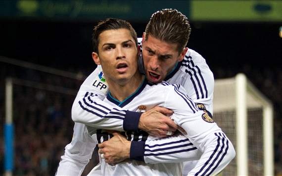 Cristiano Ronaldo muon Real giu chan Sergio Ramos hinh anh