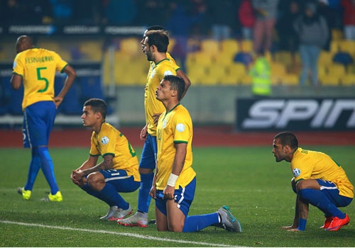 Dan sao Brazil that vong khi bi Paraguay loai o Copa America hinh anh