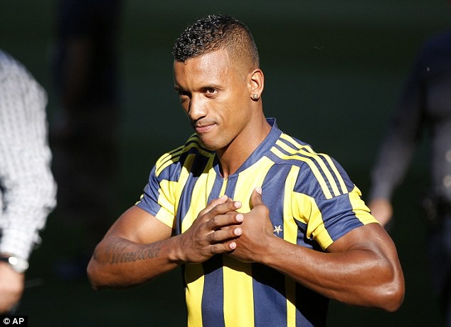 Luis Nani sut phat ghi ban ngay sau khi roi M.U hinh anh