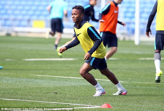 Sterling hao hung trong buoi tap dau tien cung Man City hinh anh