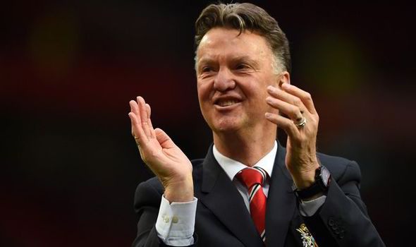 HLV Van Gaal xung dang duoc khen sau 1 nam dan dat M.U hinh anh
