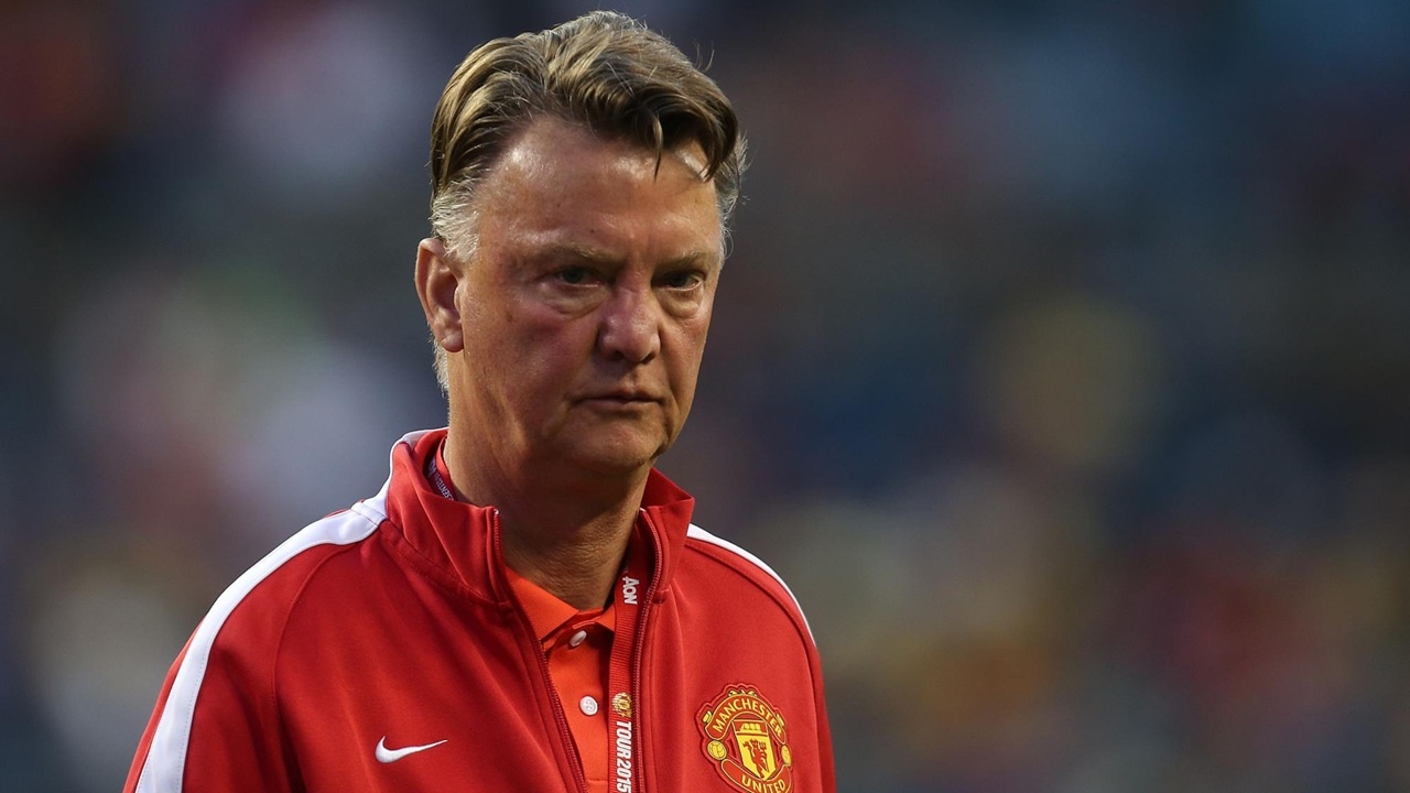 HLV Van Gaal se bo sung tien dao cho M.U hinh anh