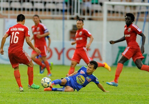 Cau thu tre HAGL choi lan xa o tran cau hay nhat tu dau mua hinh anh