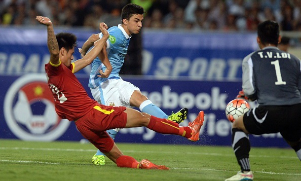 Manchester City thang dam DT Viet Nam 8-1 hinh anh