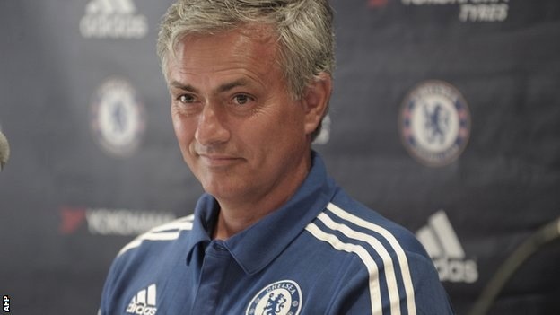 Jose Mourinho chi trich Benitez pha huy Inter hinh anh