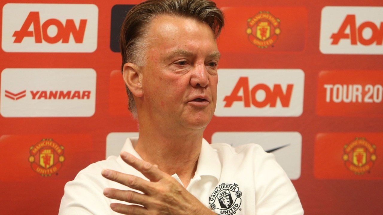 Van Gaal khen hoc tro du M.U that bai truoc PSG hinh anh