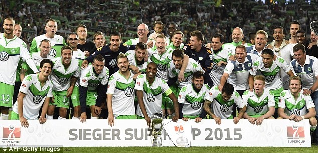 Bendtner khien Bayern that bai o tran tranh sieu cup Duc hinh anh