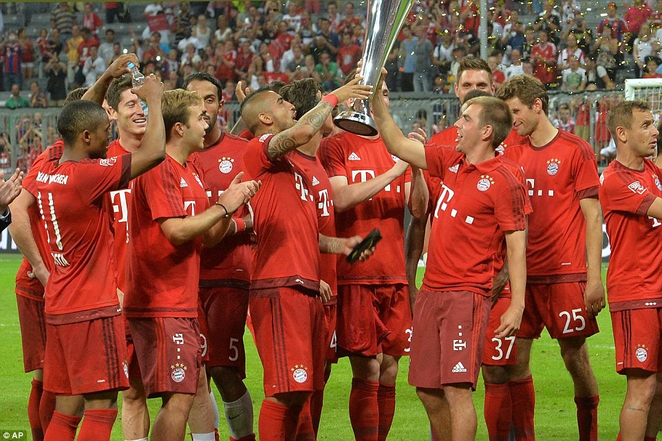 Bayern 1-0 Real: Lewandowski giup Hum xam vo dich Audi Cup hinh anh