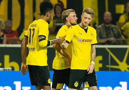 Reus toa sang giup Dortmund thang 5-0 o Europa League hinh anh