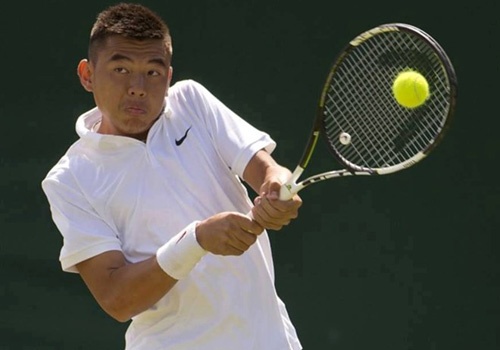 Hoang Nam nguoc dong vao ban ket giai Futures hinh anh