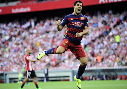Suarez volley ghi ban giup Barca thang tran ra quan hinh anh