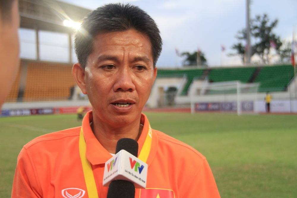 HLV U19 VN: 'Thang Singapore 6-0 van chua chac vao ban ket' hinh anh