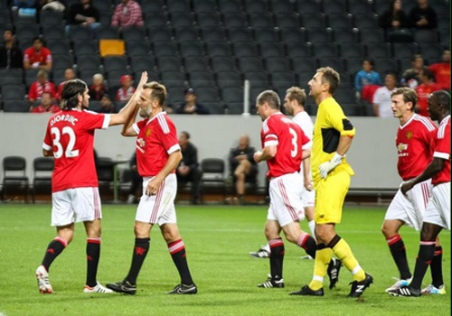 Doi huyen thoai M.U thang cuu danh thu Liverpool 4-2 hinh anh