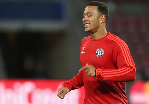 Memphis Depay se an mung khi choc thung luoi doi bong cu PSV hinh anh