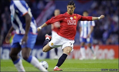 15 pha ghi ban tu xa an tuong trong bong da hinh anh