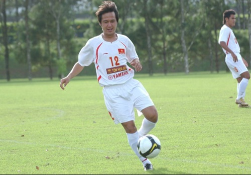 Tien ve Nguyen Minh Phuong: 'Toi biet on bong da' hinh anh