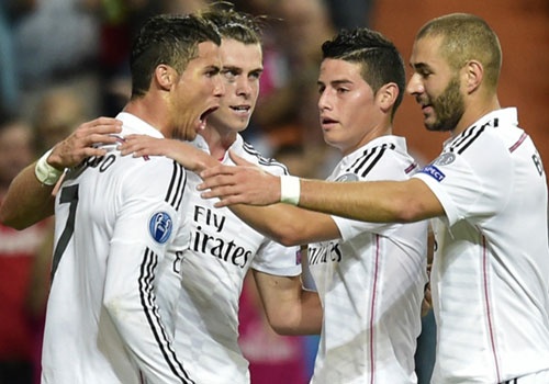 Nhung doi bong dang bat bai o chau Au mua nay hinh anh