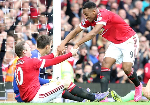 Martial giup Rooney giai con khat ban thang o Premier League hinh anh