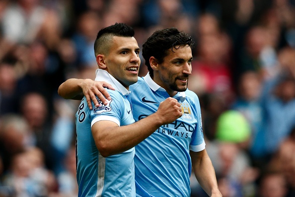 Aguero ghi 5 ban dua Man City len ngoi dau bang hinh anh