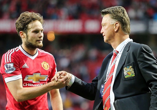 Daley Blind - phat kien cua Van Gaal hinh anh