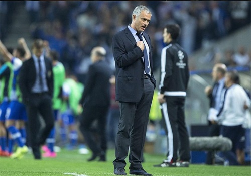 Capello che Mourinho pha hong Chelsea sau 18 thang hinh anh