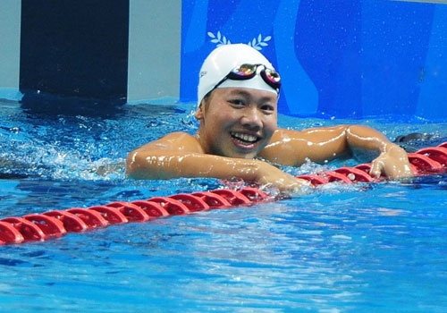 Anh Vien gianh HCV va pha ky luc tai giai quan su the gioi hinh anh