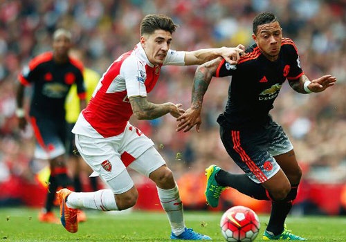 Van Gaal tiet lo ly do loai Depay va Blind khoi doi hinh MU hinh anh