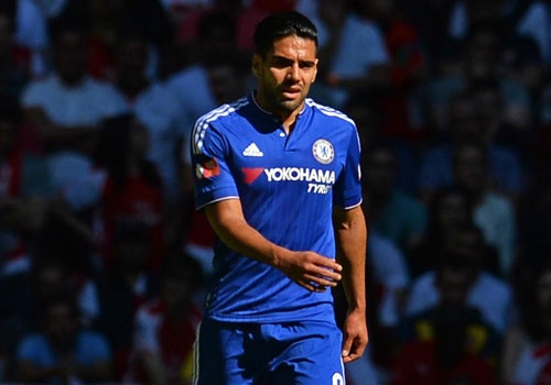 Falcao se khoc neu roi Chelsea? hinh anh