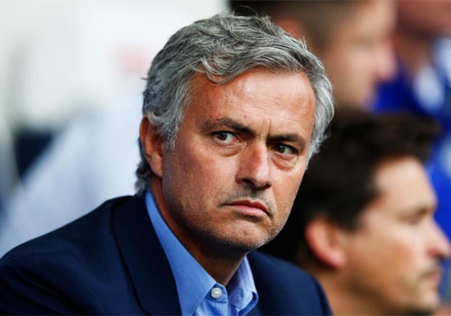 Nhung bien dong khien Mourinho co nguy co mat viec hinh anh
