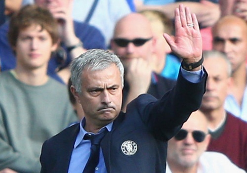 Jose Mourinho tu choi noi ve tuong lai o Chelsea hinh anh