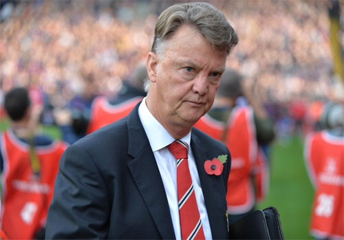 Van Gaal binh tinh truoc tieng la o cua co dong vien MU hinh anh