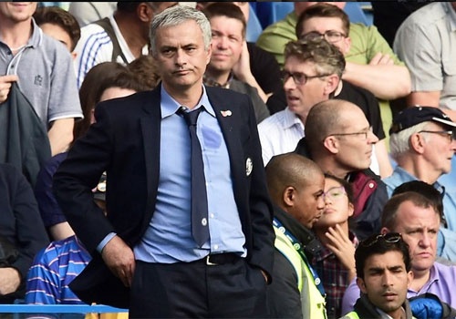 Jose Mourinho co the nhan ky luc buon cuoi tuan nay hinh anh