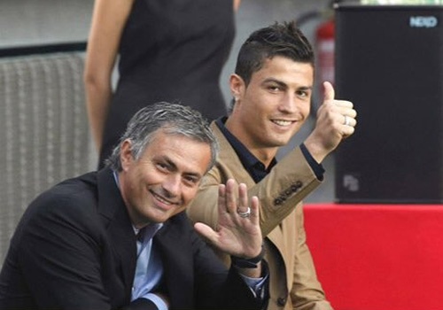 Ronaldo tin Mourinho dua Chelsea tim lai phong do cao hinh anh