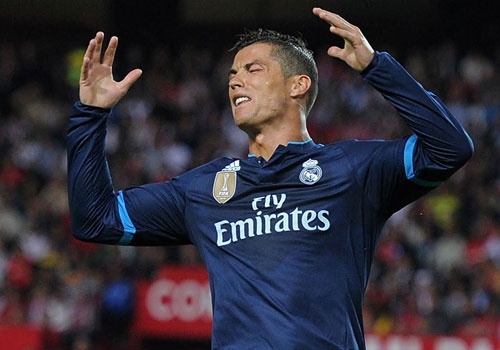 Nguyen nhan khien Ronaldo sa sut phong do hinh anh