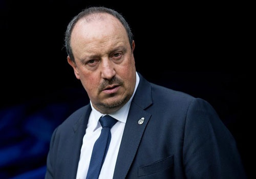 Dieu gi se dim Benitez xuong bun? hinh anh