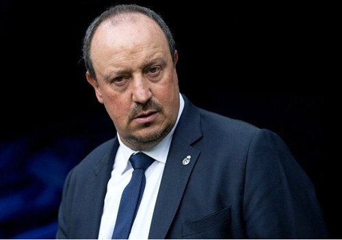 Ronaldo khong tim cach day Benitez khoi Real hinh anh