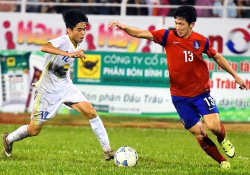 Khi ung vien vo dich dot ngot xin hang hinh anh