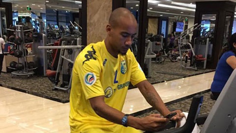 CLB Ha Noi T&T chieu mo cuu tien dao PSG hinh anh