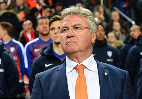 Chelsea xem xet moi Hiddink thay Jose Mourinho hinh anh