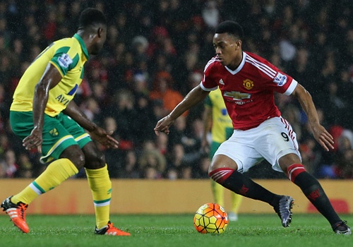 MU 1-2 Norwich: Martial khong the cuu 'Quy do' hinh anh