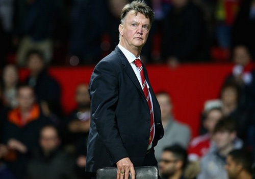 Den luc MU khong the tin tuong Van Gaal hinh anh